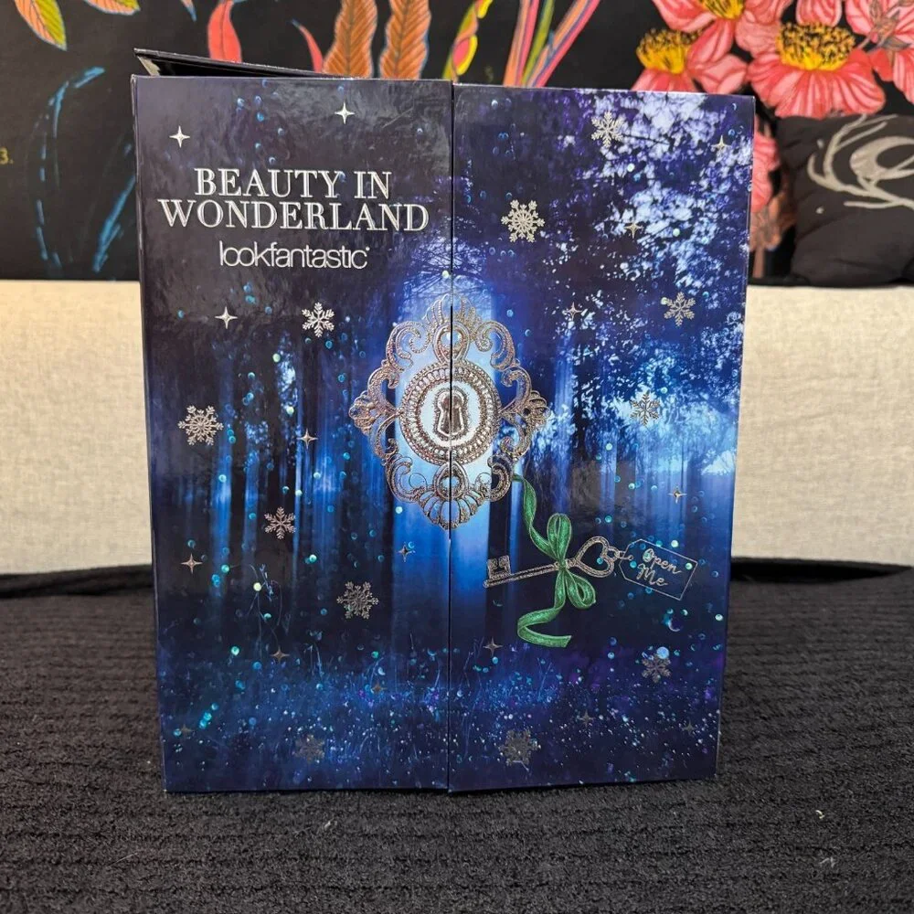 Lookfantastic® Beauty in Wonderland Case, Drawers & Mirror (Box Only/No Beauty)